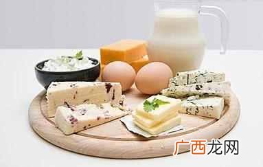 吃钙片的最佳时间 钙片什么时候吃吸收最好