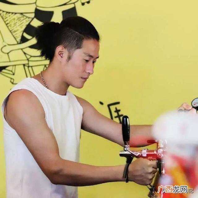 优布劳精酿啤酒多少钱一瓶 优布劳精酿啤酒加盟官网
