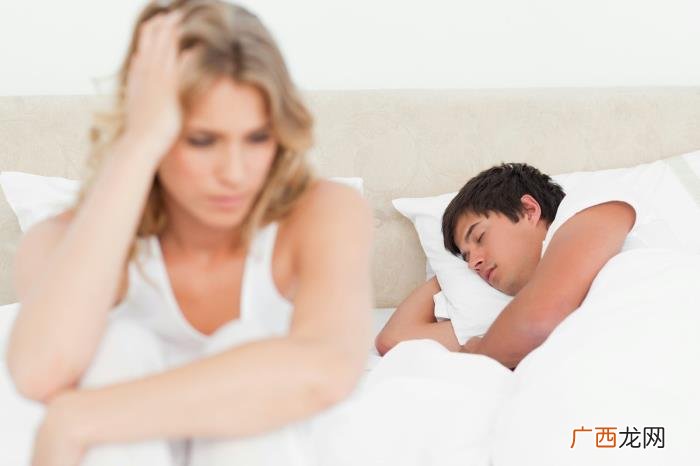夫妻长期冷战是不是应该离婚，两夫妻长期冷战怎么办