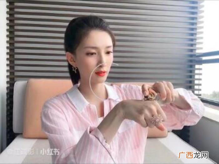 王源和杨紫，看看网红滤镜下的王源、杨紫和沈腾...能认出本人的都是火眼金睛