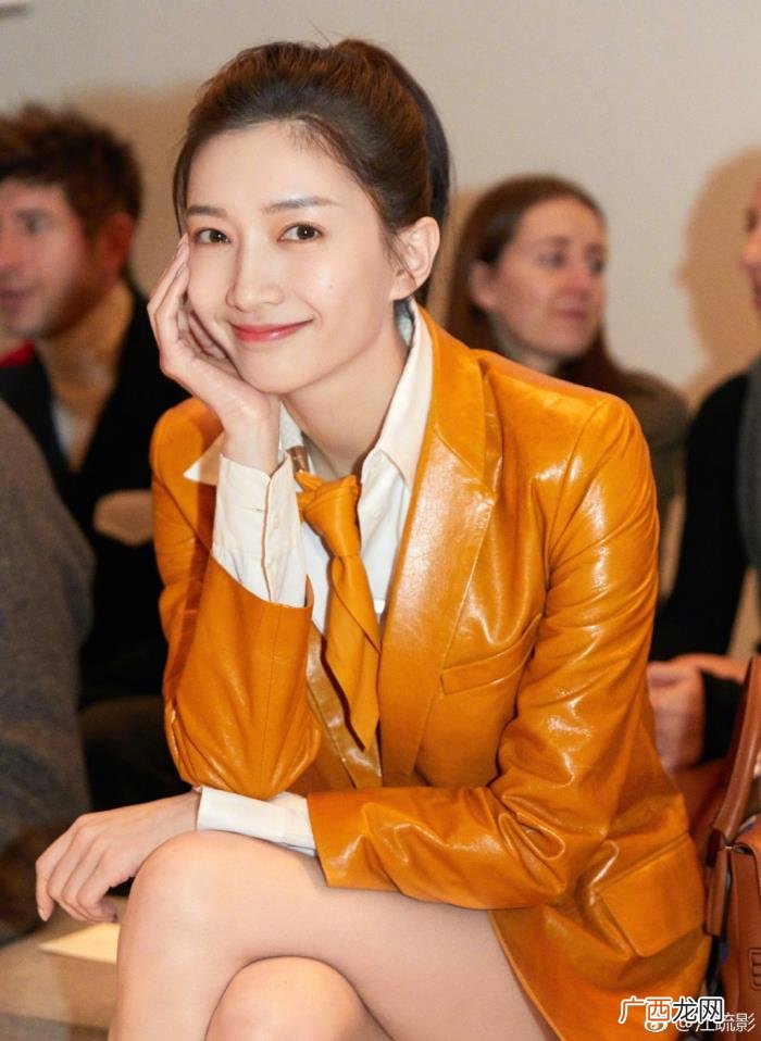 王源和杨紫，看看网红滤镜下的王源、杨紫和沈腾...能认出本人的都是火眼金睛