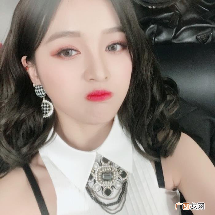 王源和杨紫，看看网红滤镜下的王源、杨紫和沈腾...能认出本人的都是火眼金睛