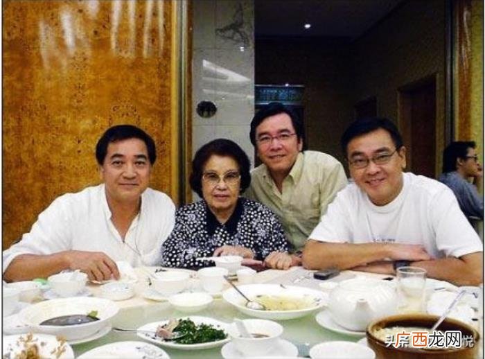 图 明星的亲戚，娱乐圈中鲜为人知的十大明星亲戚谱