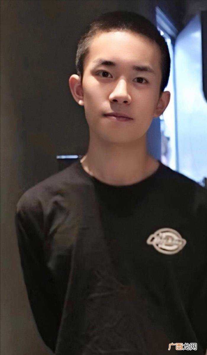 黎明周杰伦，杨洋、迪丽热巴、张艺兴、王俊凯、赵丽颖、周杰伦黎明
