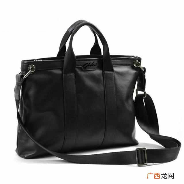 男包选购技巧及注意事项 男包什么牌子好