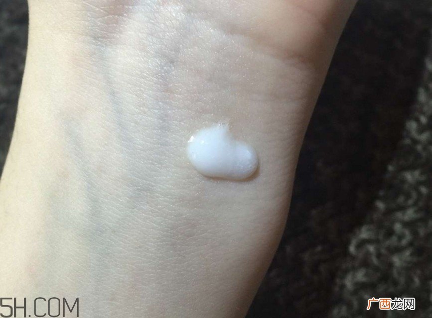elta md氨基酸洁面乳效果怎么样