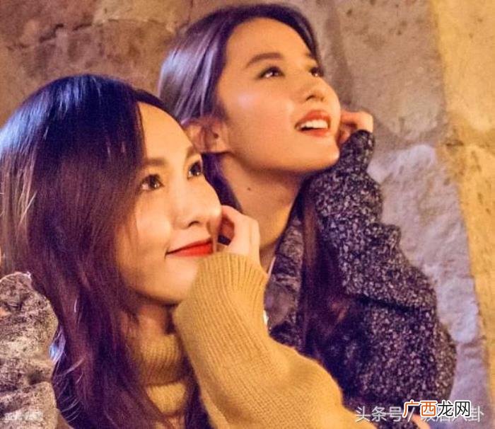 罗晋演唱会，唐嫣婚后与闺蜜现身演唱会不见罗晋