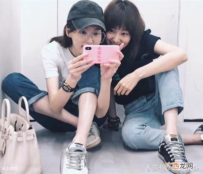 罗晋演唱会，唐嫣婚后与闺蜜现身演唱会不见罗晋