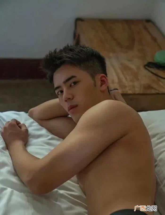 男生喜欢男生,是不是男生都喜欢男生