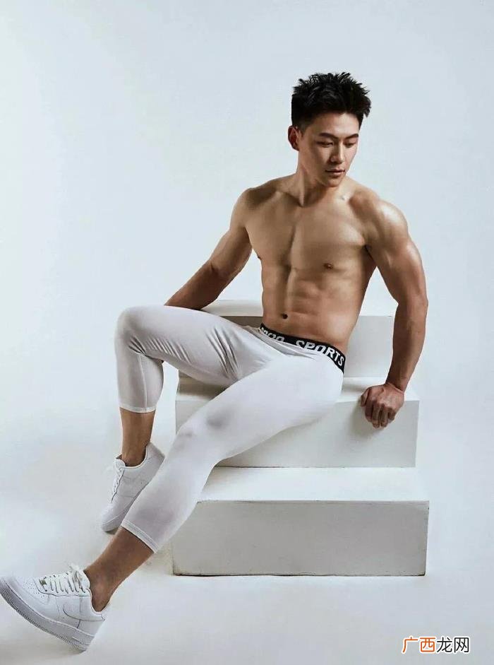 男生喜欢男生,是不是男生都喜欢男生