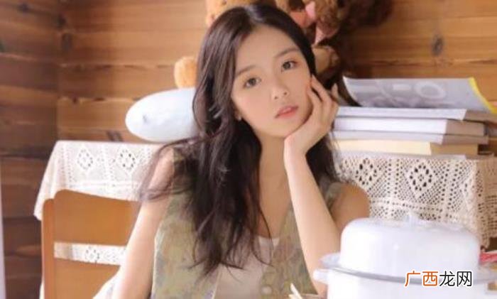 女生突然主动说晚安，女孩主动说晚安的意思