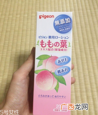 贝亲桃子水有酒精味正常吗？贝亲桃子水味道