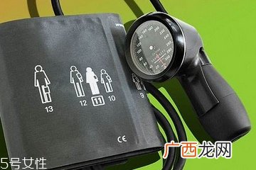 血压计能用充电电池吗？