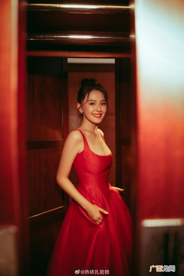 热依扎图片，热依扎高清图集