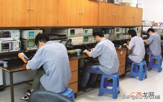 男低学历最易学的技术 没学历学什么技术最赚钱男生