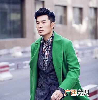 国字脸男生适合什么发型（盘点几款最适合的发