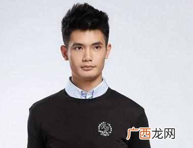 国字脸男生适合什么发型（盘点几款最适合的发