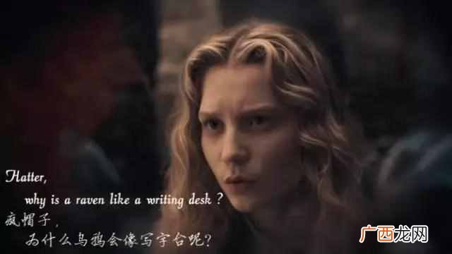 下一句是什么 乌鸦为什么像写字台