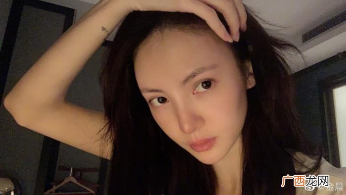 金晨和郑恺，郑恺、王源、陈意涵、金晨、李小璐、邓超、袁泉