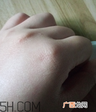 御泥坊矿物养肤霜怎么样？御泥坊矿物养肤霜好用吗？