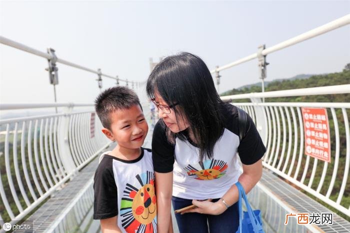 离婚时如何处理抚养权 离婚两个儿子怎么分好