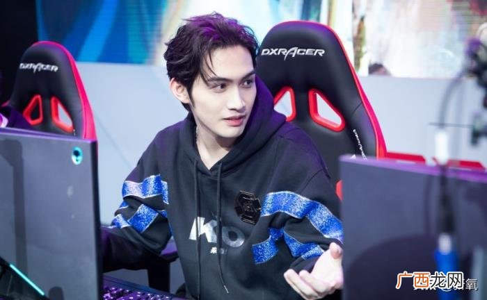 罗云熙男友，王一博罗云熙这样的电竞男主脸男友
