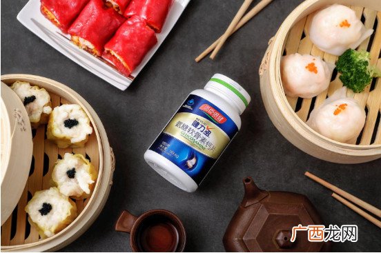 爬山爬楼梯会伤膝盖吗？六招加氨糖软骨素钙片护好膝关节