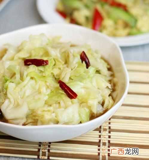 吃什么丰胸效果好而且不长胖（这三种食物让女