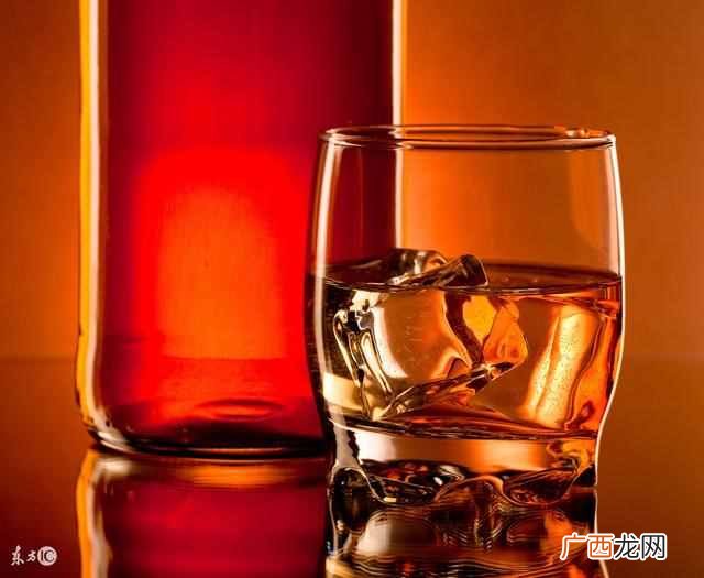 喝酒前吃什么不容易醉酒（喝酒前吃这些不伤胃