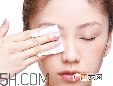 卸妆油和卸妆湿巾哪个好用?卸妆膏和卸妆油哪个好用?