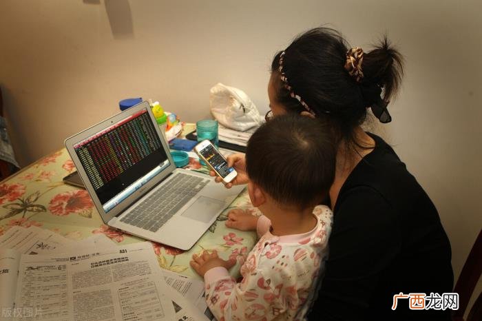 全职妈妈离婚获5万家务补偿 全职妈妈离婚补偿标准是多少