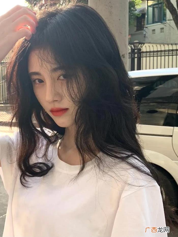 鞠婧祎生日，中国四千年一遇美女鞠婧祎生日双面造型曝光