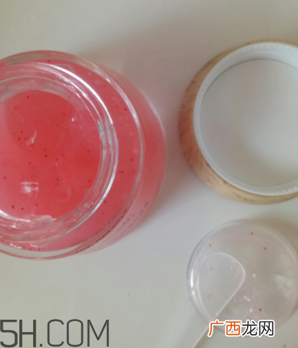御泥坊红石榴面膜怎么样？御泥坊红石榴面膜好用吗？