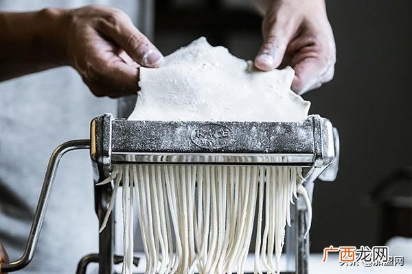 50个适合乡镇做的生意 在镇上开什么小吃店好