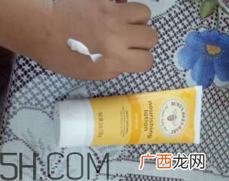 小蜜蜂润肤露怎么样？小蜜蜂润肤露好用吗？