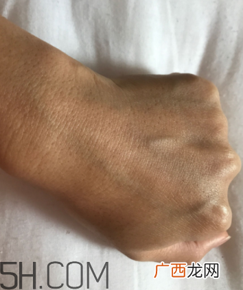 小蜜蜂润肤露怎么样？小蜜蜂润肤露好用吗？