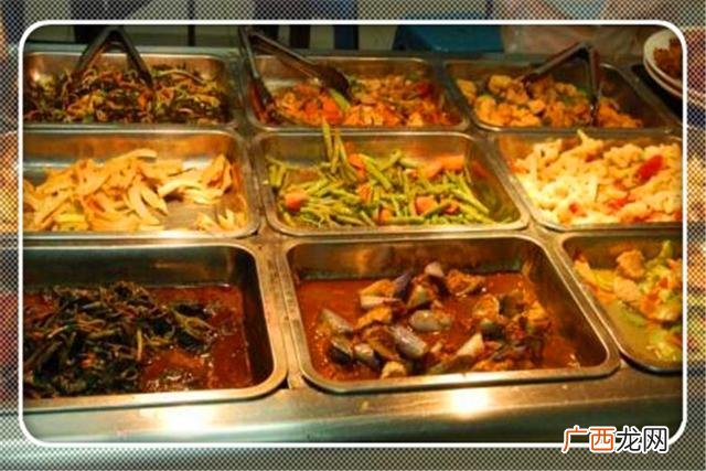 10万创业可以做什么项目,开店不赚钱还要坚持吗