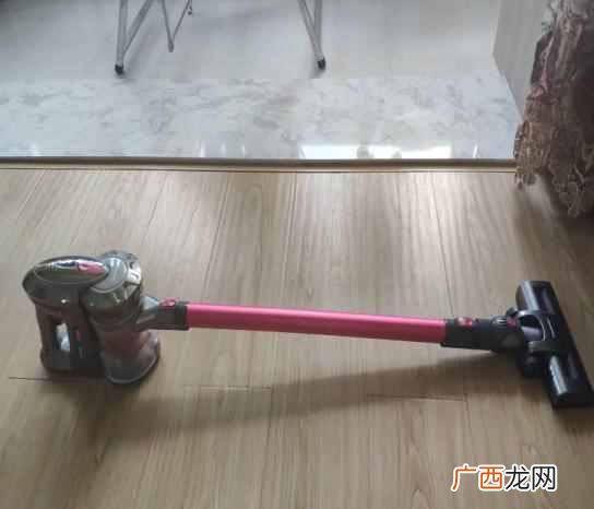 手持吸尘器什么牌子好(品牌吸尘器选购注意事