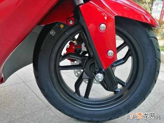 踏板车选购注意事项 女式踏板车什么牌子好