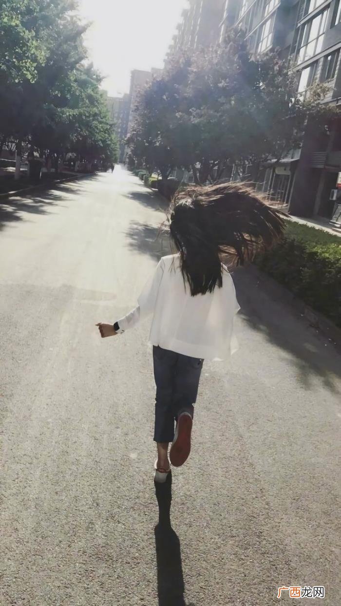 让女朋友感动流泪的话，感动女朋友的暖心话