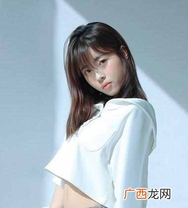女生娃娃脸适合什么发型（推荐几款最适合的发