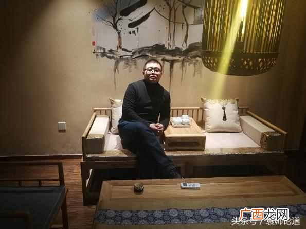 易拉宝和展架的区别 易拉宝是什么东西