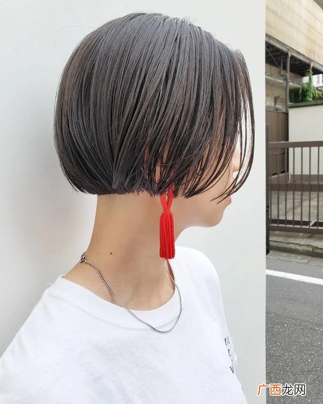 学理发需要多少时间交多少学费,初中生毕业后学什么专业最好女生