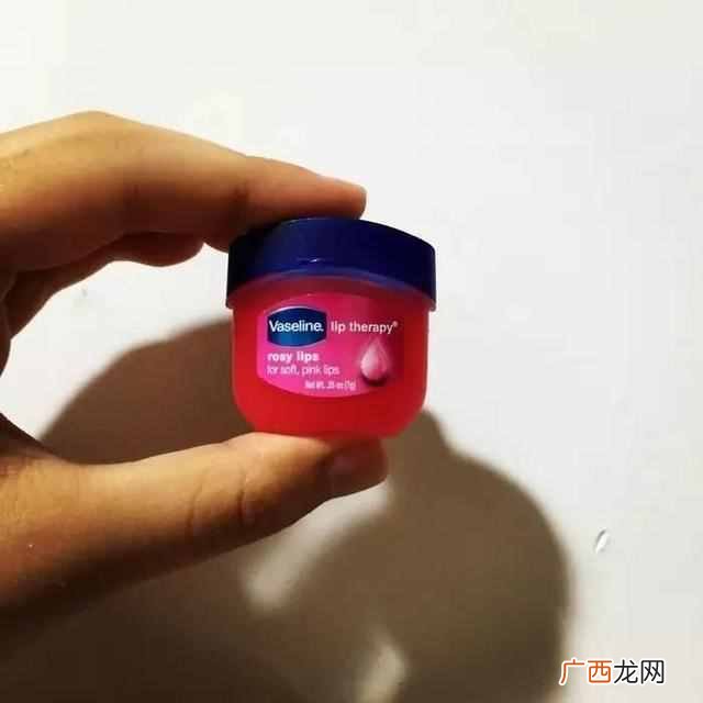 凡士林有什么成分 凡士林是什么东西