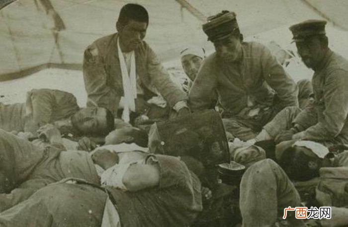 威廉霍华德，第一个战地记者-威廉·霍华德·拉塞尔