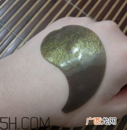 美康粉黛碧玺眼膜怎么用？美康粉黛眼膜要洗吗？
