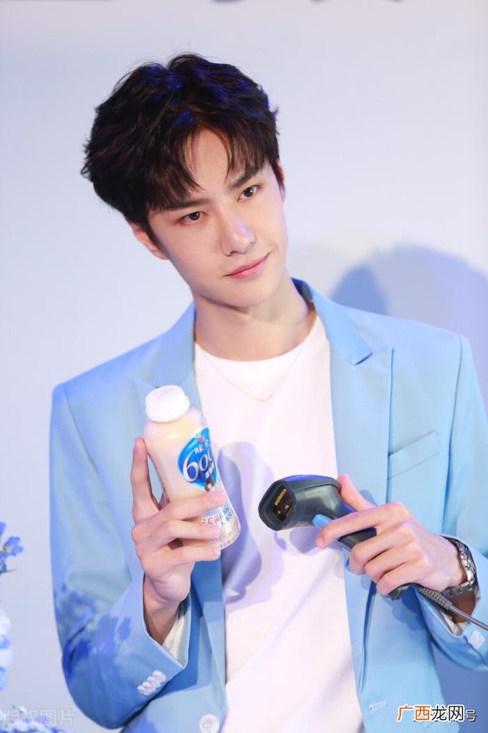 乐华王一博，2022年王一博会和乐华娱乐解约吗