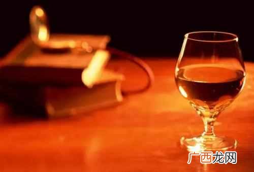 白兰地有哪些品牌 白兰地是什么酒类