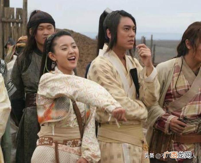 严宽颜值巅峰，严宽乔振宇颜值碾压
