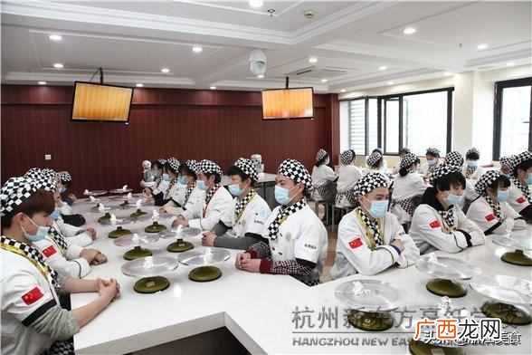 学什么技术有前途（盘点那些没有学历也可以赚